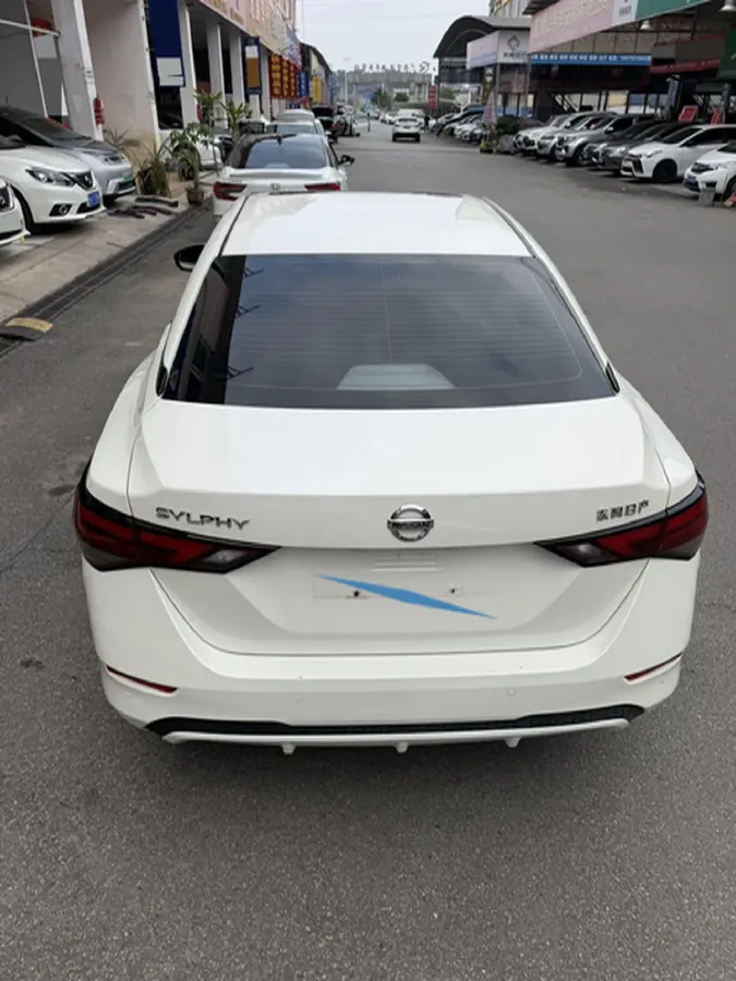 2022 Nissan Sylphy 1.6L 135HP L4 CVT,autocango,china used car exporter,china ev exporter,chinese used car exporter,chinese used ev exporter