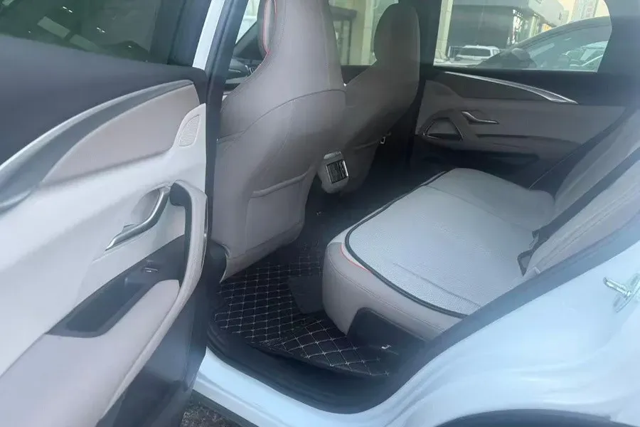 2024 BYD Song Pro 1.5L 110HP L4 E-CVT PHEV 12.9KWH,autocango,china used car exporter,china ev exporter,chinese used car exporter,chinese used ev exporter