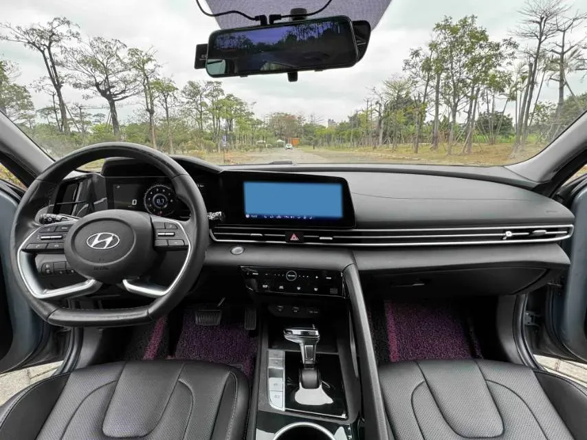 2021 Hyundai Elantra 1.5L 115HP L4 CVT,autocango,china used car exporter,china ev exporter,chinese used car exporter,chinese used ev exporter