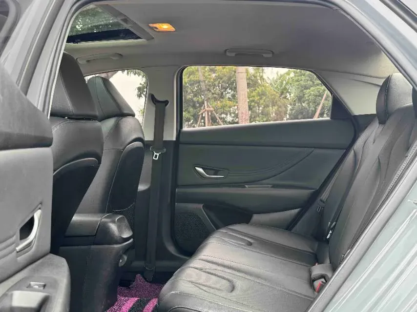 2021 Hyundai Elantra 1.5L 115HP L4 CVT,autocango,china used car exporter,china ev exporter,chinese used car exporter,chinese used ev exporter