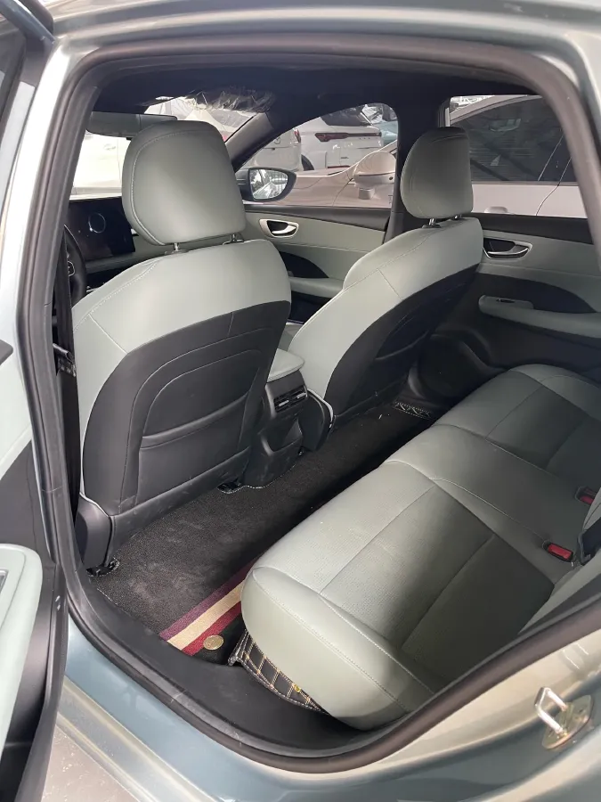 2025 Roewe D6 BEV,autocango,china used car exporter,china ev exporter,chinese used car exporter,chinese used ev exporter