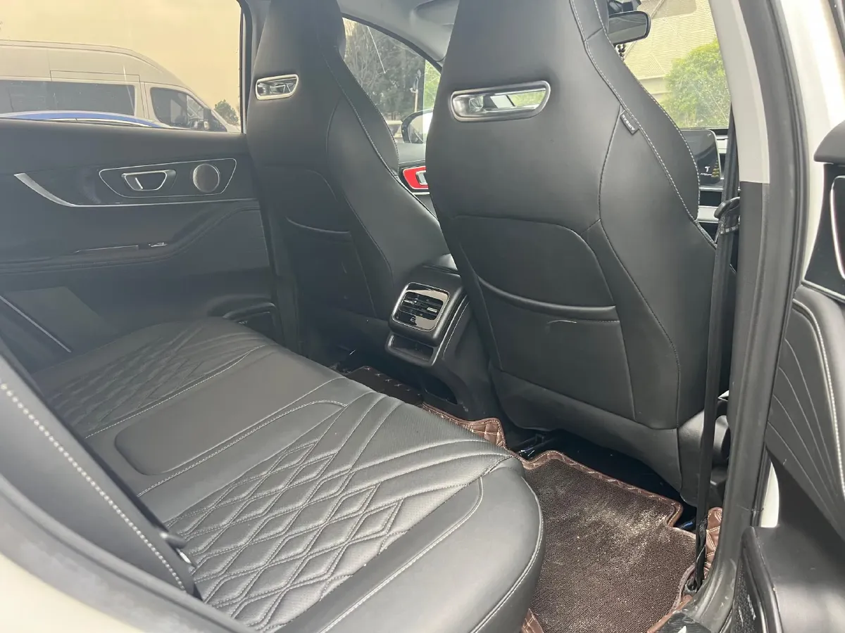 2023 Chery Tiggo 7 Plus 1.5T 156HP L4 CVT,autocango,china used car exporter,china ev exporter,chinese used car exporter,chinese used ev exporter