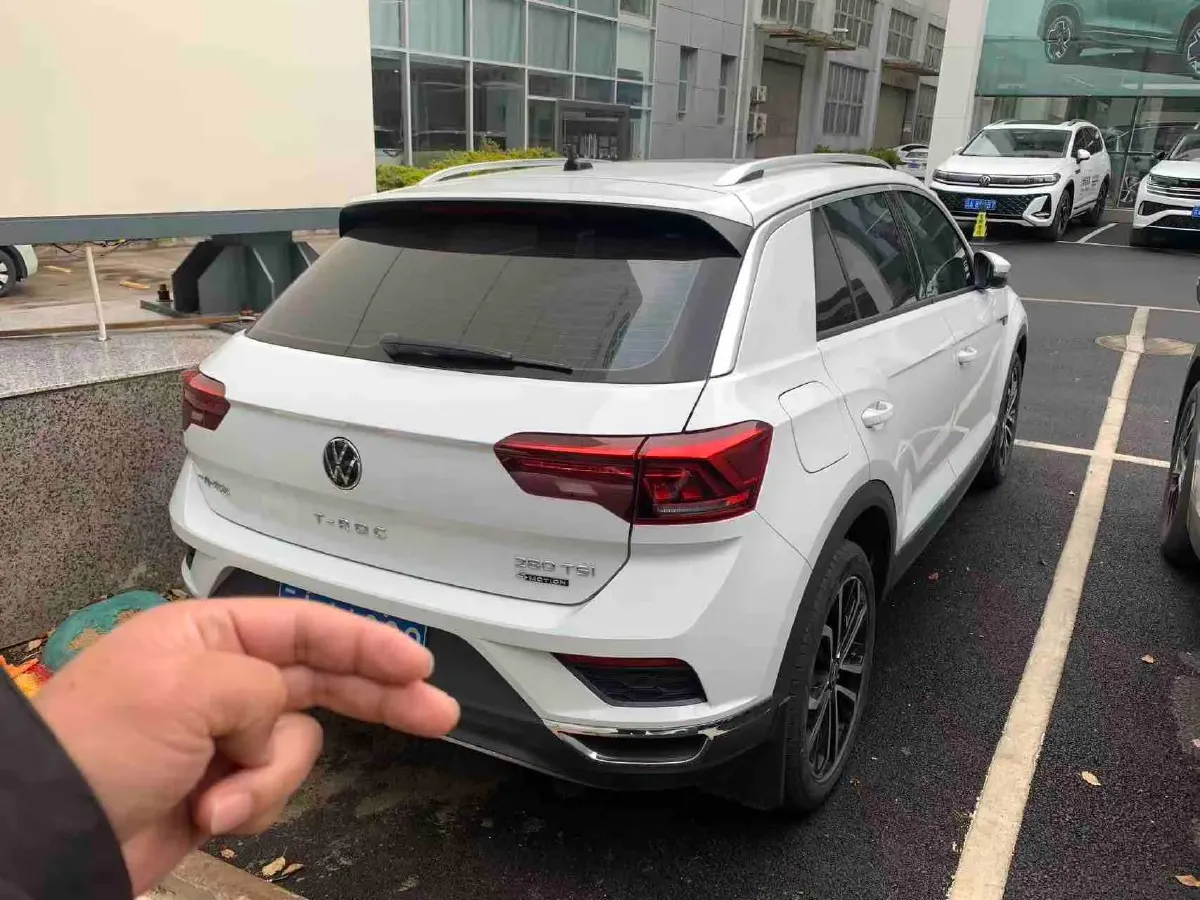 2021 Volkswagen T-Roc 1.4T 150HP L4 7DCT,autocango,china used car exporter,china ev exporter,chinese used car exporter,chinese used ev exporter