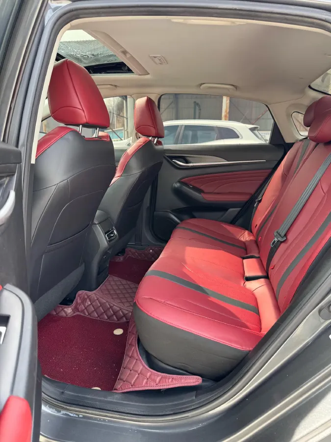 2021 ChangAn Eado 1.4T 160HP L4 7DCT,autocango,china used car exporter,china ev exporter,chinese used car exporter,chinese used ev exporter