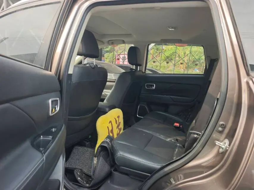 2018 Mitsubishi Outlander 2.0L 166HP L4 CVT,autocango,china used car exporter,china ev exporter,chinese used car exporter,chinese used ev exporter