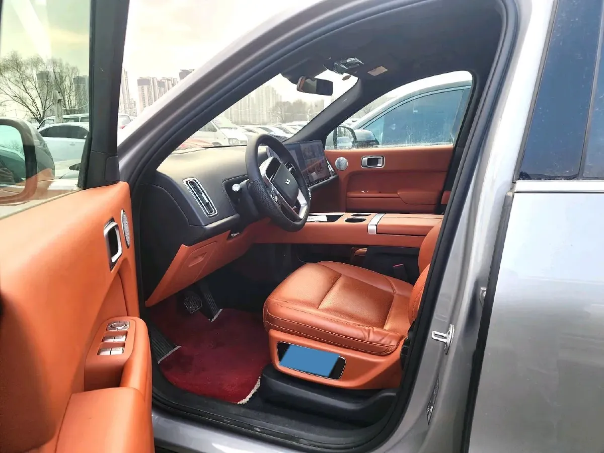 2023 Li L8 Range Extended 154HP REEV 40.9KWH,autocango,china used car exporter,china ev exporter,chinese used car exporter,chinese used ev exporter