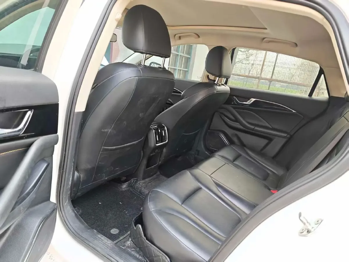 2023 Bestune B70 1.5T 169HP L4 7DCT,autocango,china used car exporter,china ev exporter,chinese used car exporter,chinese used ev exporter