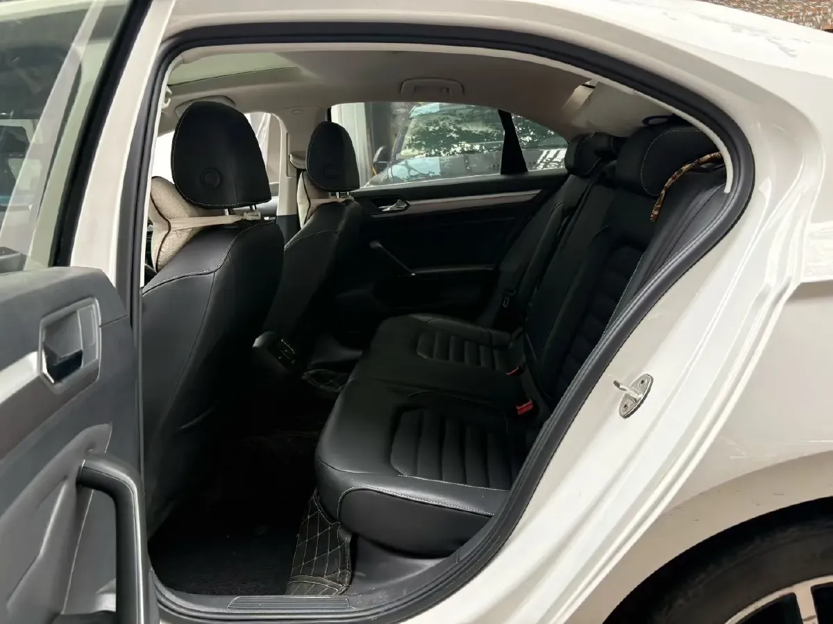 2021 Volkswagen Lamando 1.4T 150HP L4 7DCT,autocango,china used car exporter,china ev exporter,chinese used car exporter,chinese used ev exporter