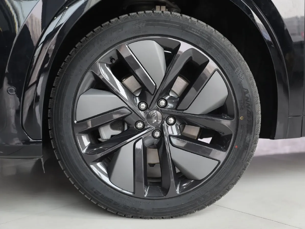 2024 Li L7 Range Extended 154HP REEV 42.8KWH,autocango,china used car exporter,china ev exporter,chinese used car exporter,chinese used ev exporter