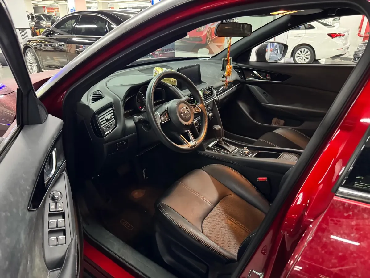 2021 Mazda CX-4 2.0L 158HP L4 6AT,autocango,china used car exporter,china ev exporter,chinese used car exporter,chinese used ev exporter