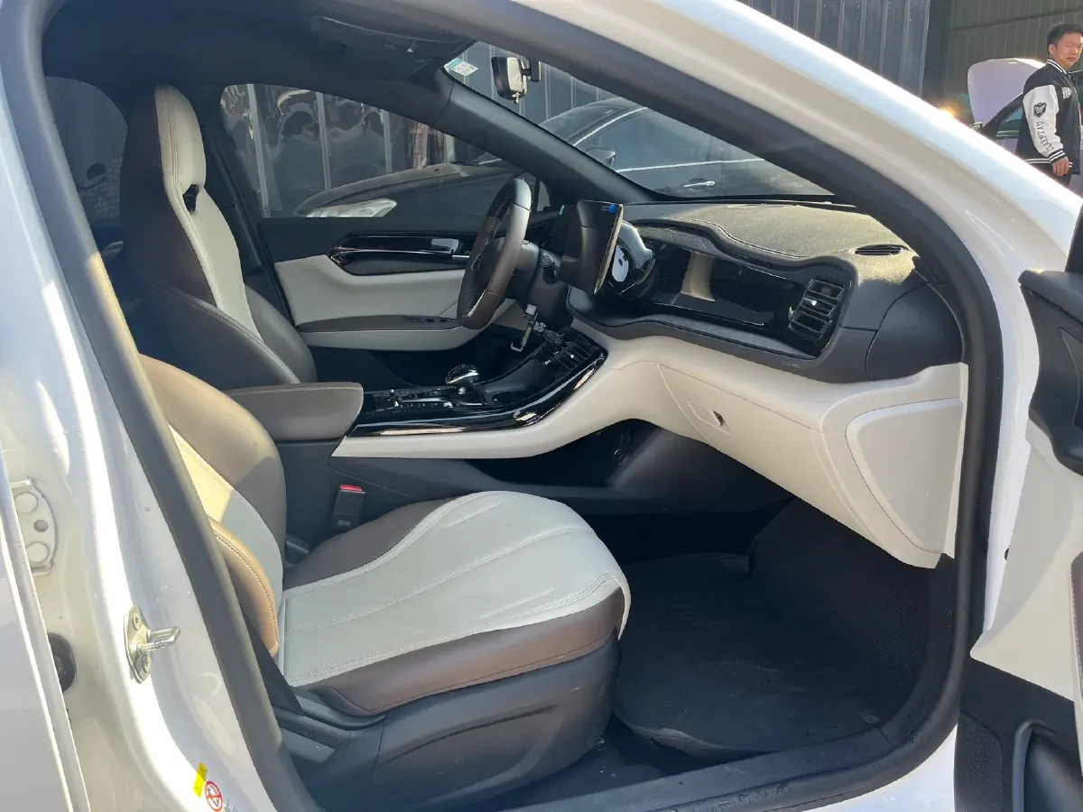 2025 BYD Qin Plus 1.5L 101HP L4 E-CVT PHEV 7.68KWH,autocango,china used car exporter,china ev exporter,chinese used car exporter,chinese used ev exporter