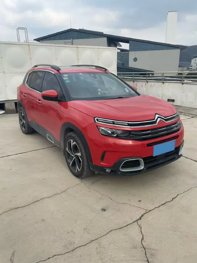 2017 Citroen C5 Aircross 1.8T 204HP L4 6AT,autocango,china used car exporter,china ev exporter,chinese used car exporter,chinese used ev exporter