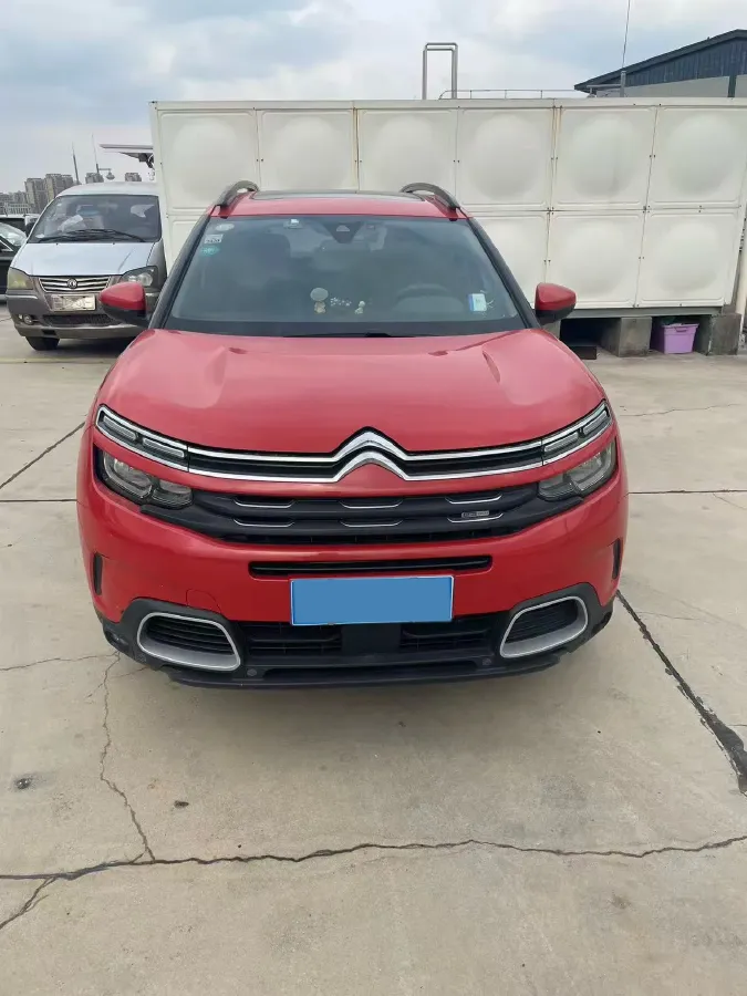 2017 Citroen C5 Aircross 1.8T 204HP L4 6AT,autocango,china used car exporter,china ev exporter,chinese used car exporter,chinese used ev exporter
