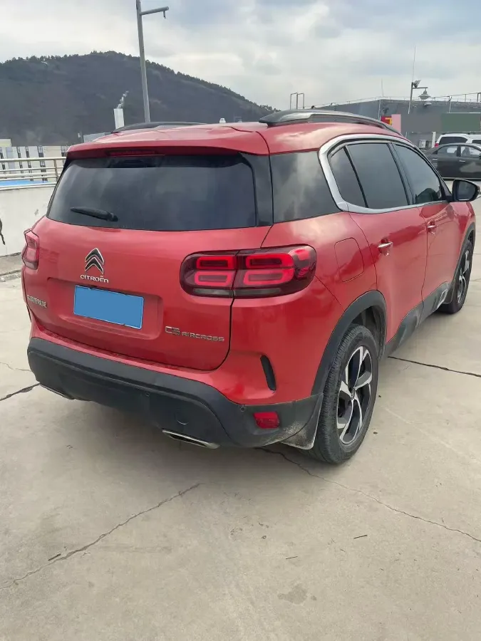 2017 Citroen C5 Aircross 1.8T 204HP L4 6AT,autocango,china used car exporter,china ev exporter,chinese used car exporter,chinese used ev exporter