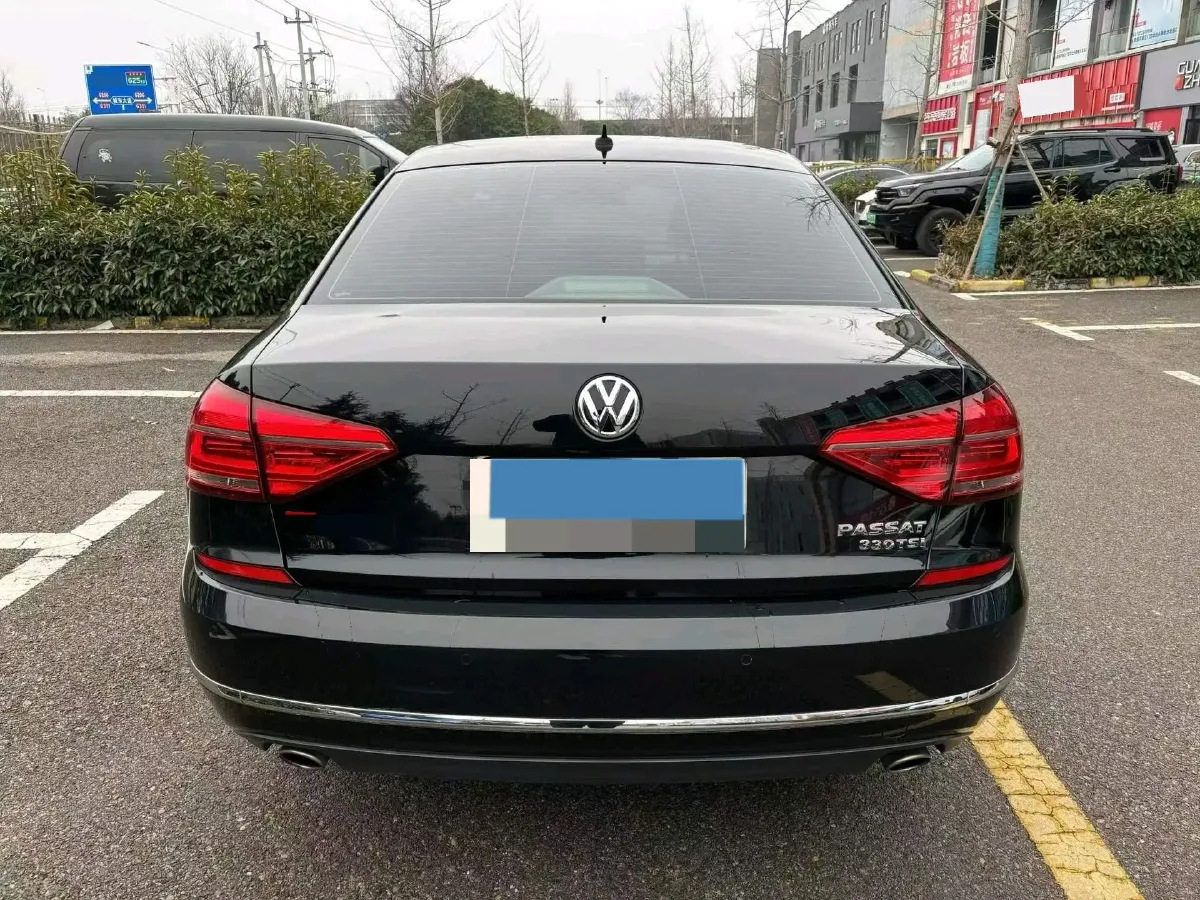 2017 Volkswagen Passat 1.8T 180HP L4 7DCT,autocango,china used car exporter,china ev exporter,chinese used car exporter,chinese used ev exporter