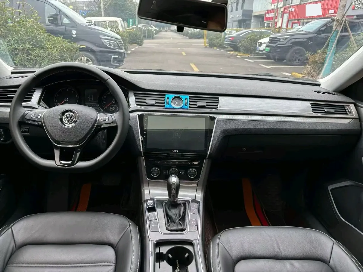 2017 Volkswagen Passat 1.8T 180HP L4 7DCT,autocango,china used car exporter,china ev exporter,chinese used car exporter,chinese used ev exporter