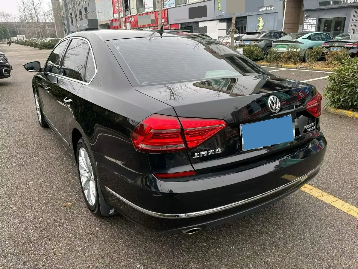 2017 Volkswagen Passat 1.8T 180HP L4 7DCT,autocango,china used car exporter,china ev exporter,chinese used car exporter,chinese used ev exporter