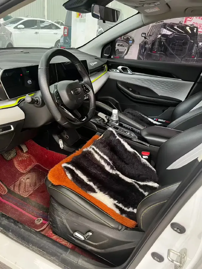 2022 Geely Coolray 1.5T 181HP L4 7DCT,autocango,china used car exporter,china ev exporter,chinese used car exporter,chinese used ev exporter