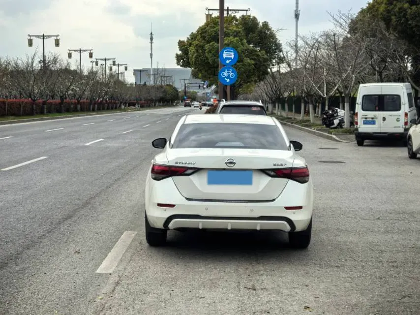 2021 Nissan Sylphy 1.6L 135HP L4 CVT,autocango,china used car exporter,china ev exporter,chinese used car exporter,chinese used ev exporter