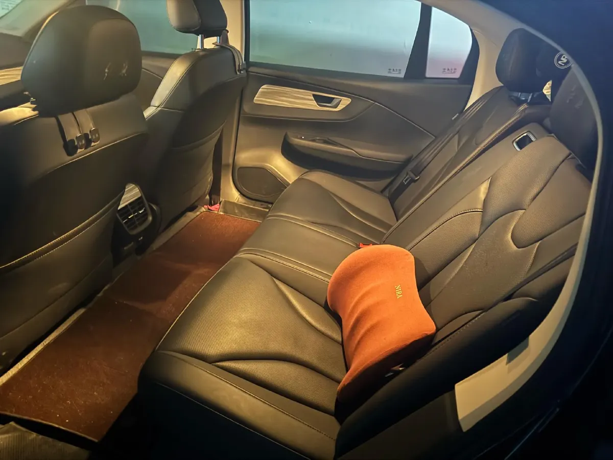 2023 HongQi E-QM5 BEV 82KWH,autocango,china used car exporter,china ev exporter,chinese used car exporter,chinese used ev exporter