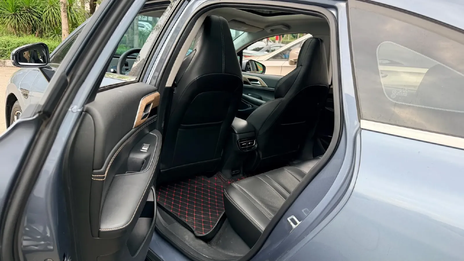 2022 Chevrolet Menlo BEV 61.1KWH,autocango,china used car exporter,china ev exporter,chinese used car exporter,chinese used ev exporter