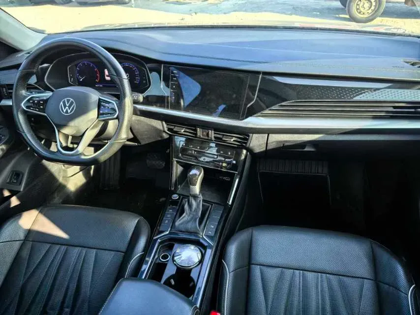 2022 Xpeng P7 BEV 60.2KWH,autocango,china used car exporter,china ev exporter,chinese used car exporter,chinese used ev exporter