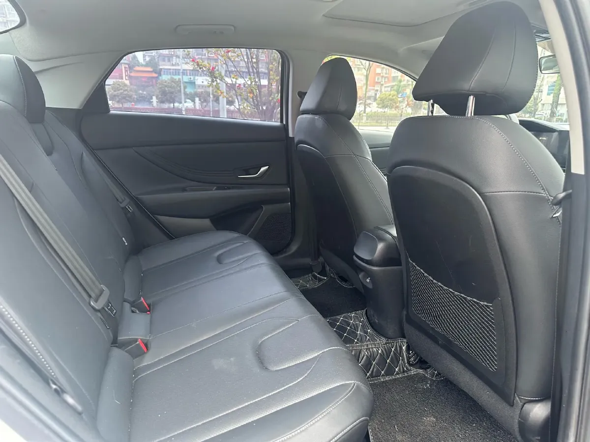 2021 Hyundai Elantra 1.5L 115HP L4 CVT,autocango,china used car exporter,china ev exporter,chinese used car exporter,chinese used ev exporter