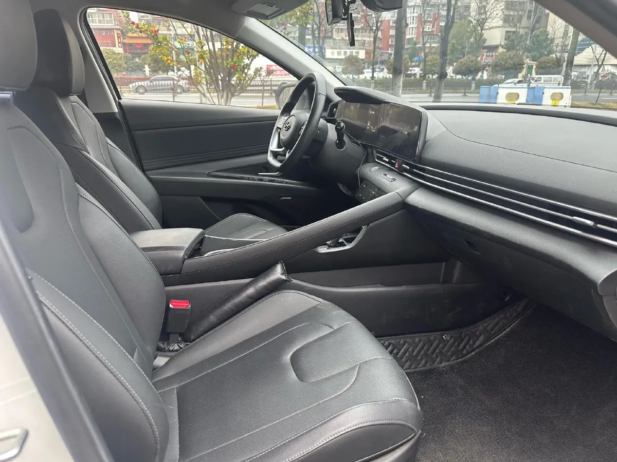 2021 Hyundai Elantra 1.5L 115HP L4 CVT,autocango,china used car exporter,china ev exporter,chinese used car exporter,chinese used ev exporter