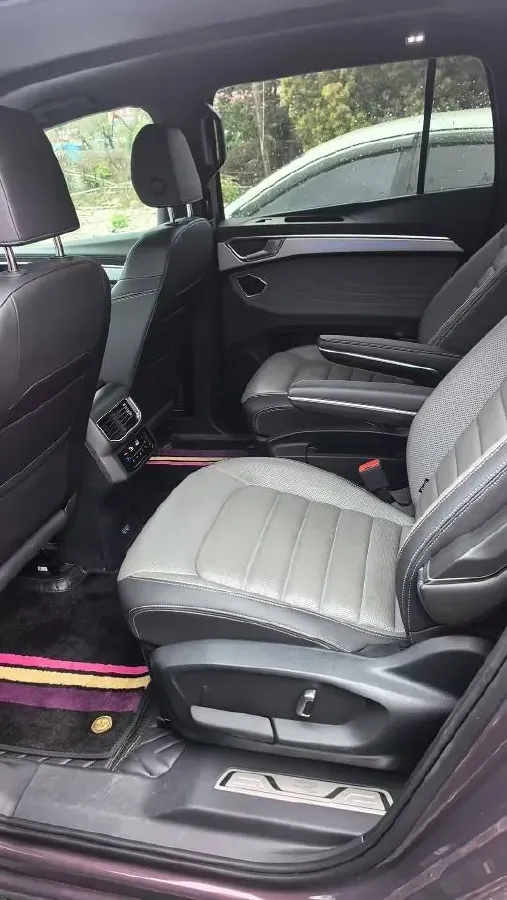 2021 Volkswagen Talagon 2.0T 220HP L4 7DCT,autocango,china used car exporter,china ev exporter,chinese used car exporter,chinese used ev exporter