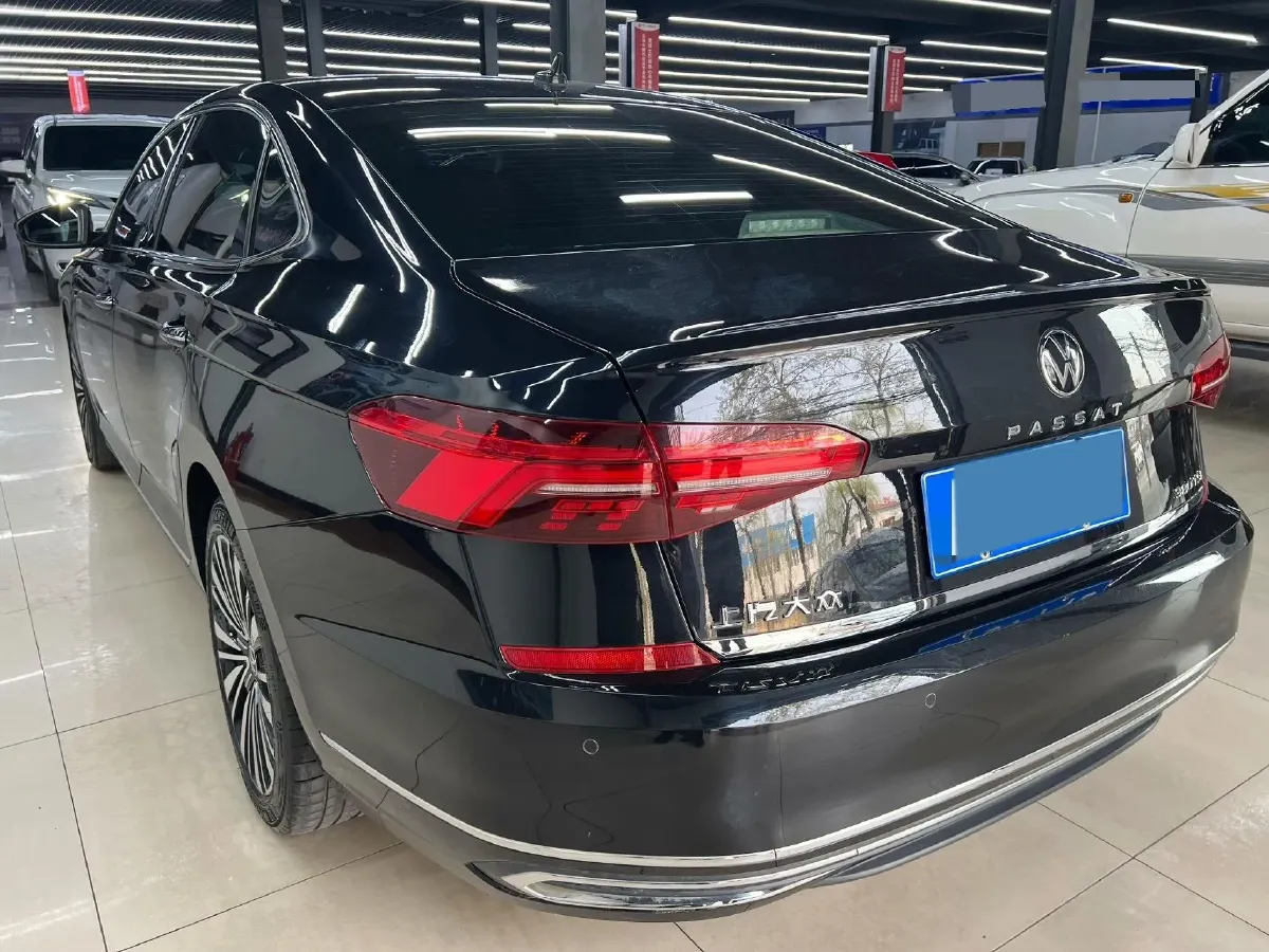 2021 Volkswagen Passat 2.0T 186HP L4 7DCT,autocango,china used car exporter,china ev exporter,chinese used car exporter,chinese used ev exporter