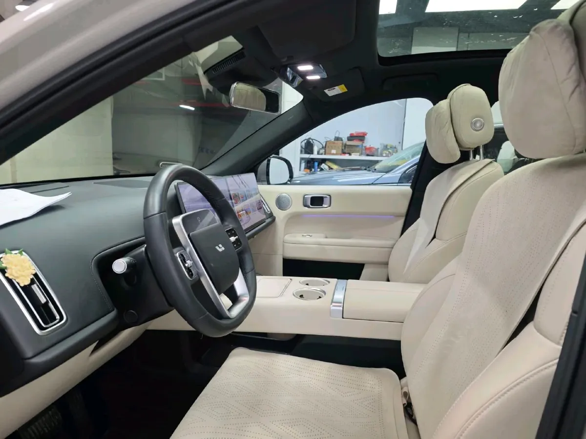 2024 Li L6 Range Extended 154HP L4 REEV 36.8KWH,autocango,china used car exporter,china ev exporter,chinese used car exporter,chinese used ev exporter