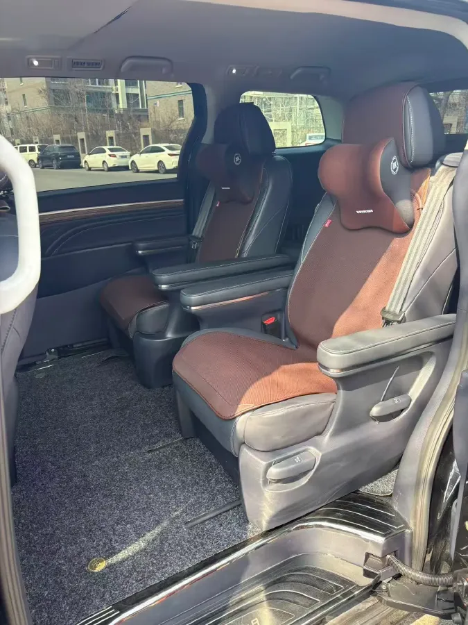 2023 GAC Trumpchi M8 2.0T 252HP L4 8AT,autocango,china used car exporter,china ev exporter,chinese used car exporter,chinese used ev exporter