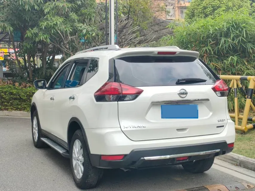 2019 Nissan X-Trail 2.0L 154HP L4 CVT,autocango,china used car exporter,china ev exporter,chinese used car exporter,chinese used ev exporter