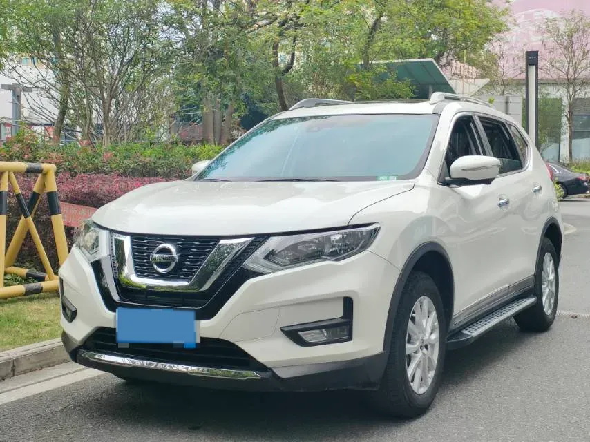 2019 Nissan X-Trail 2.0L 154HP L4 CVT,autocango,china used car exporter,china ev exporter,chinese used car exporter,chinese used ev exporter