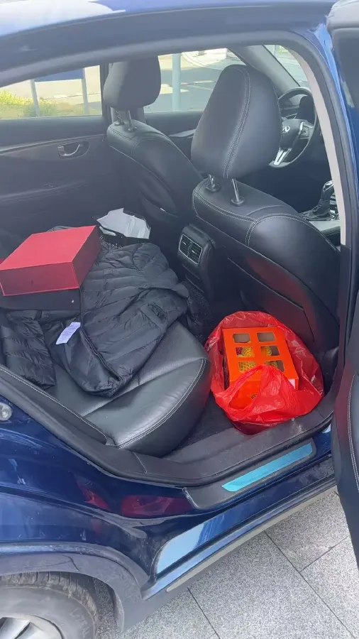 2018 Jeep Grand Commander 2.0T 265HP L4 9AT,autocango,china used car exporter,china ev exporter,chinese used car exporter,chinese used ev exporter