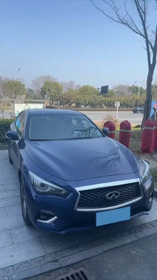 2018 Jeep Grand Commander 2.0T 265HP L4 9AT,autocango,china used car exporter,china ev exporter,chinese used car exporter,chinese used ev exporter