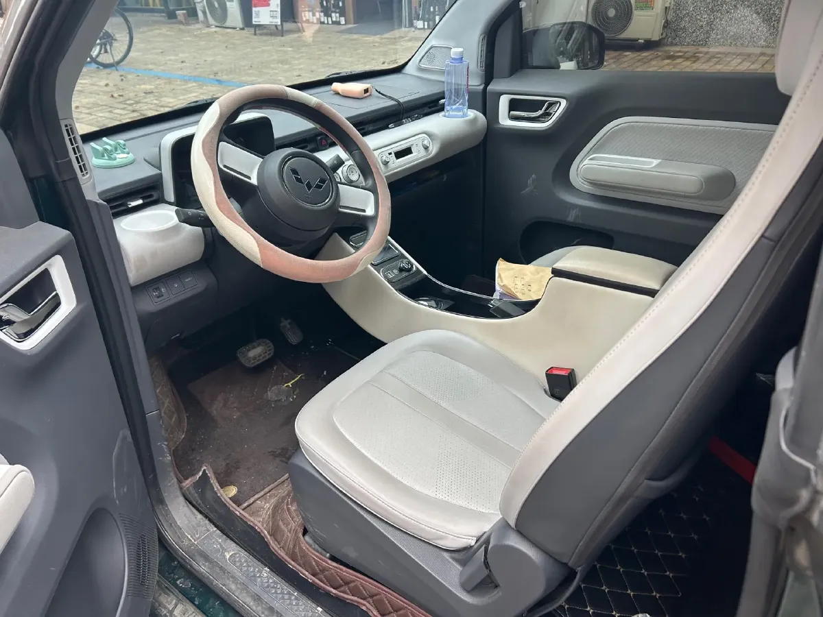 2022 WuLing HongGuang MINI EV BEV 26.5KWH,autocango,china used car exporter,china ev exporter,chinese used car exporter,chinese used ev exporter