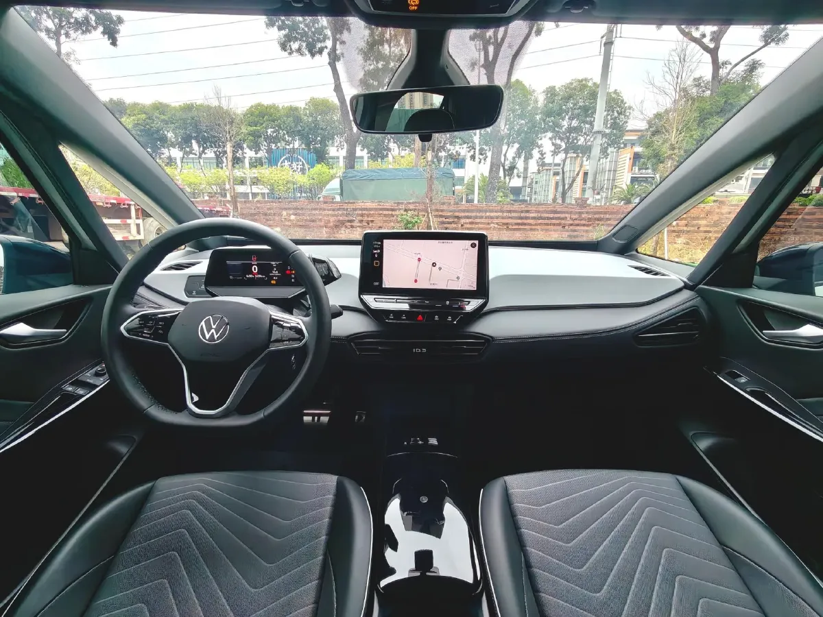 2024 Volkswagen ID.3 BEV 52.8KWH,autocango,china used car exporter,china ev exporter,chinese used car exporter,chinese used ev exporter