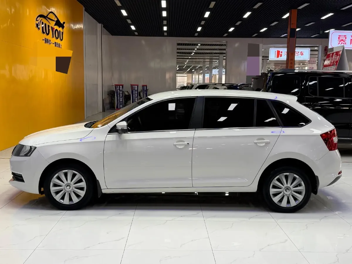 2018 Skoda Rapid Spaceback 1.6L 110HP L4 6AT,autocango,china used car exporter,china ev exporter,chinese used car exporter,chinese used ev exporter