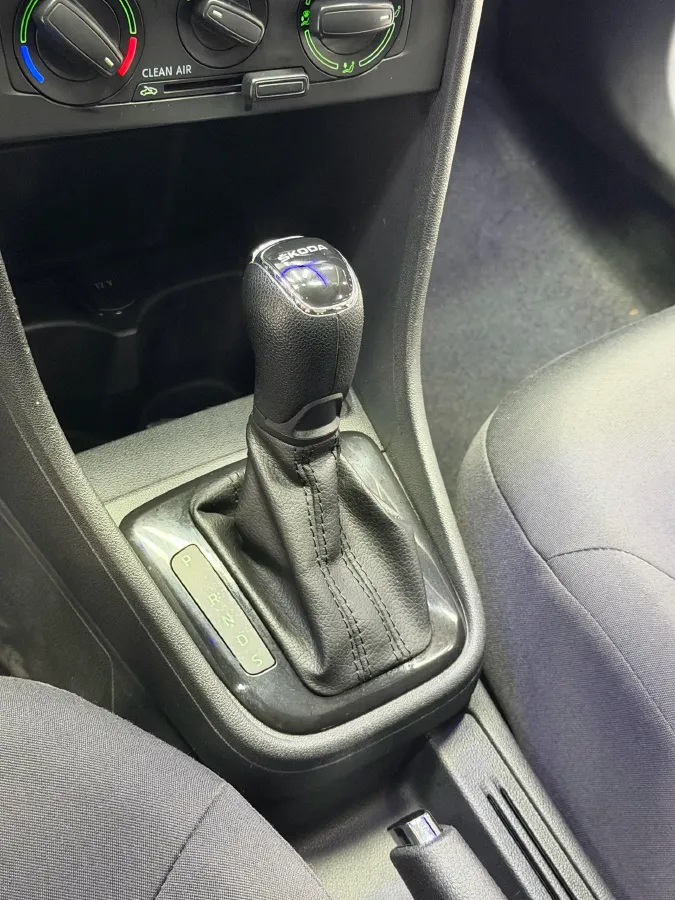 2018 Skoda Rapid Spaceback 1.6L 110HP L4 6AT,autocango,china used car exporter,china ev exporter,chinese used car exporter,chinese used ev exporter