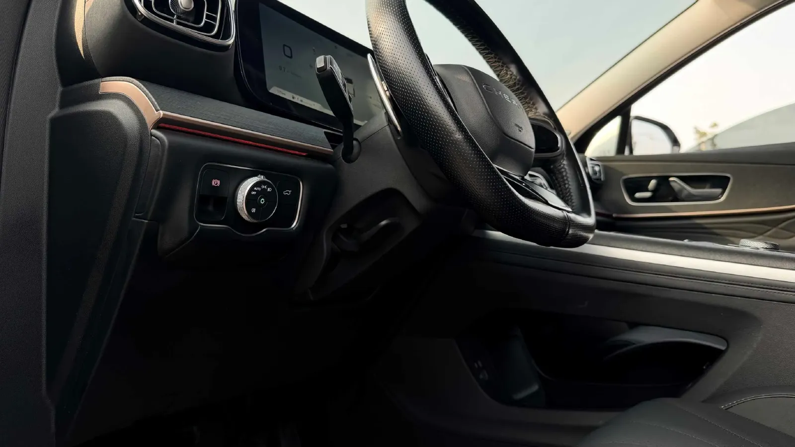 2023 Chery Tiggo 9 2.0T 261HP L4 7DCT,autocango,china used car exporter,china ev exporter,chinese used car exporter,chinese used ev exporter