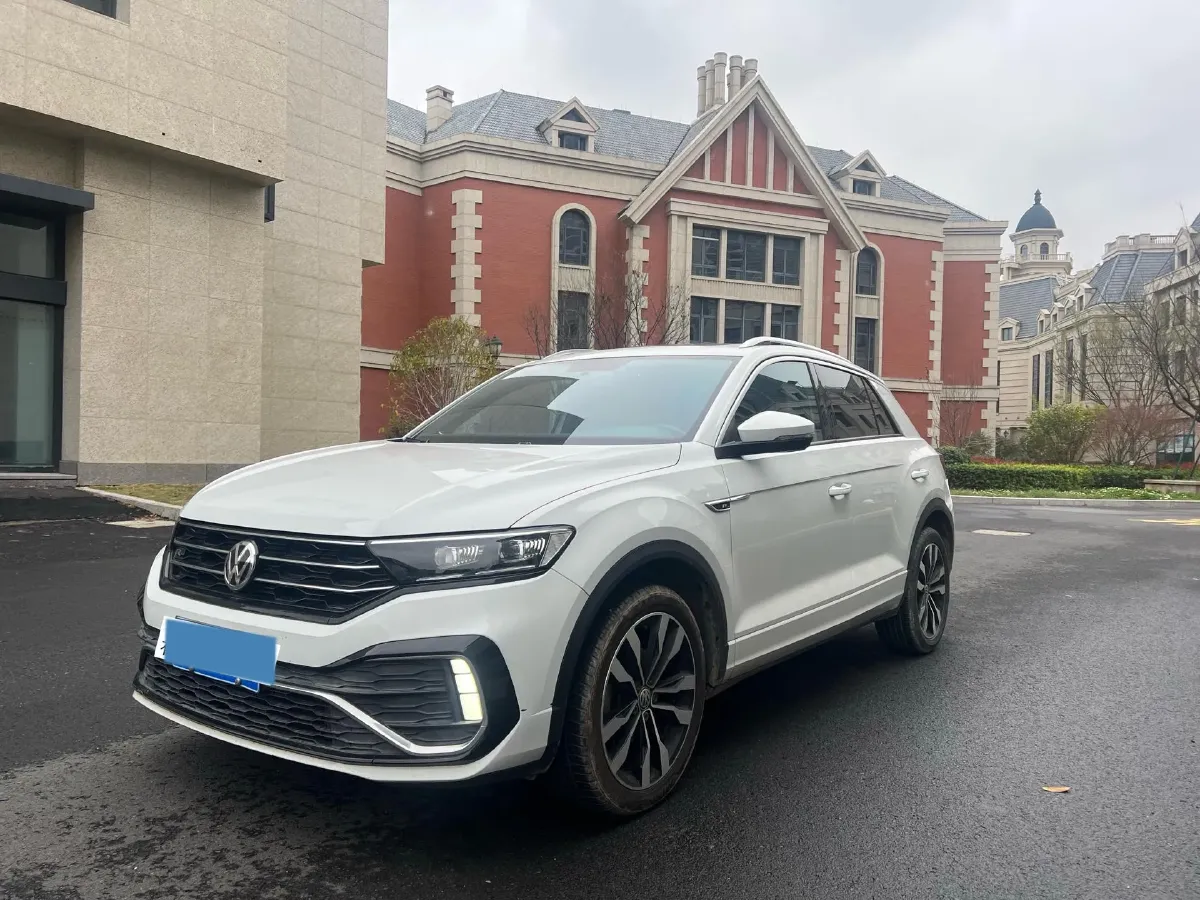 2020 Volkswagen T-Roc 1.4T 150HP L4 7DCT,autocango,china used car exporter,china ev exporter,chinese used car exporter,chinese used ev exporter