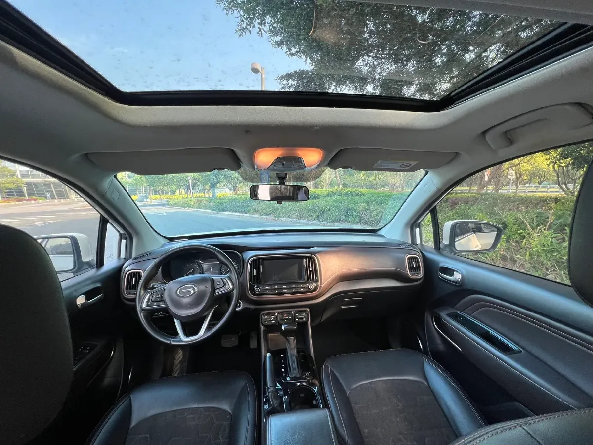 2020 GAC Trumpchi GS3 1.5T 163HP L3 7DCT,autocango,china used car exporter,china ev exporter,chinese used car exporter,chinese used ev exporter