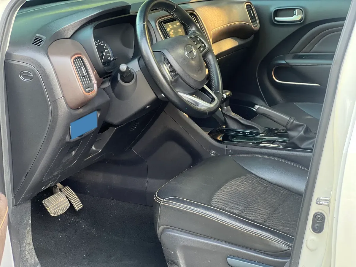 2020 GAC Trumpchi GS3 1.5T 163HP L3 7DCT,autocango,china used car exporter,china ev exporter,chinese used car exporter,chinese used ev exporter