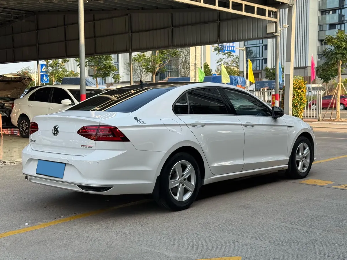 2019 Volkswagen T-Cross 1.4T 150HP L4 7DCT,autocango,china used car exporter,china ev exporter,chinese used car exporter,chinese used ev exporter