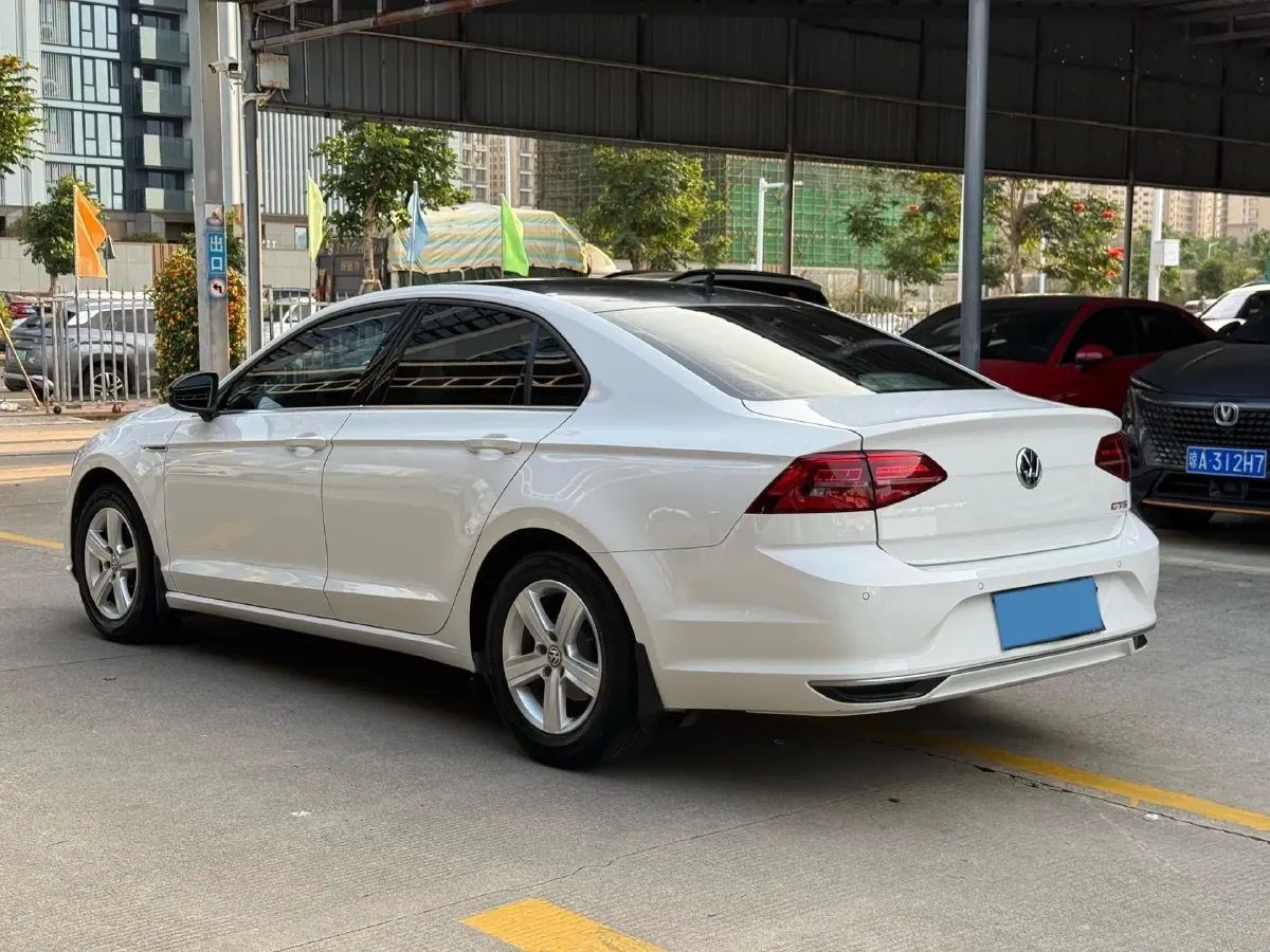 2019 Volkswagen T-Cross 1.4T 150HP L4 7DCT,autocango,china used car exporter,china ev exporter,chinese used car exporter,chinese used ev exporter