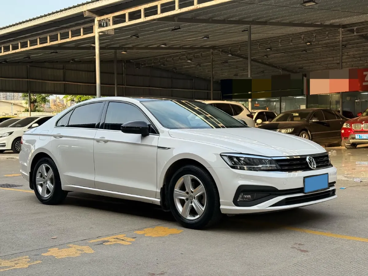 2019 Volkswagen T-Cross 1.4T 150HP L4 7DCT,autocango,china used car exporter,china ev exporter,chinese used car exporter,chinese used ev exporter