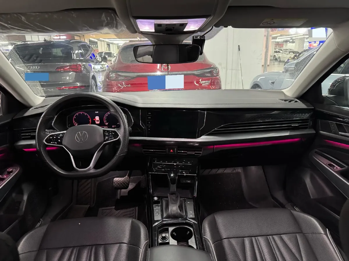 2023 Volkswagen Passat 2.0T 186HP L4 7DCT,autocango,china used car exporter,china ev exporter,chinese used car exporter,chinese used ev exporter