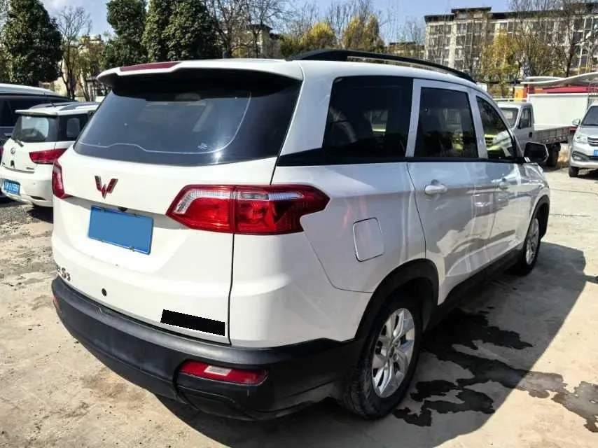 2019 WuLing HongGuang S3 1.5L 99HP L4 6MT,autocango,china used car exporter,china ev exporter,chinese used car exporter,chinese used ev exporter