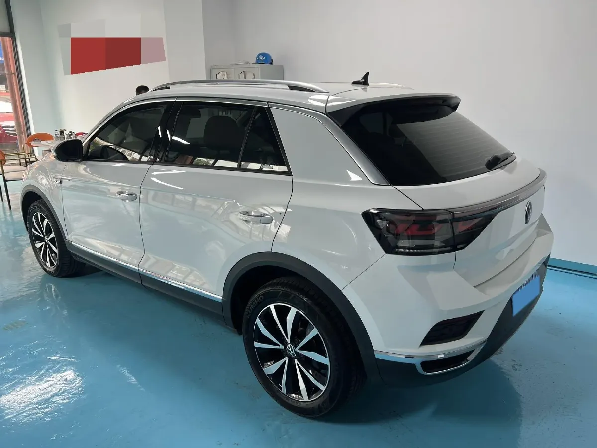 2023 Volkswagen T-Roc 1.4T 150HP L4 7DCT,autocango,china used car exporter,china ev exporter,chinese used car exporter,chinese used ev exporter